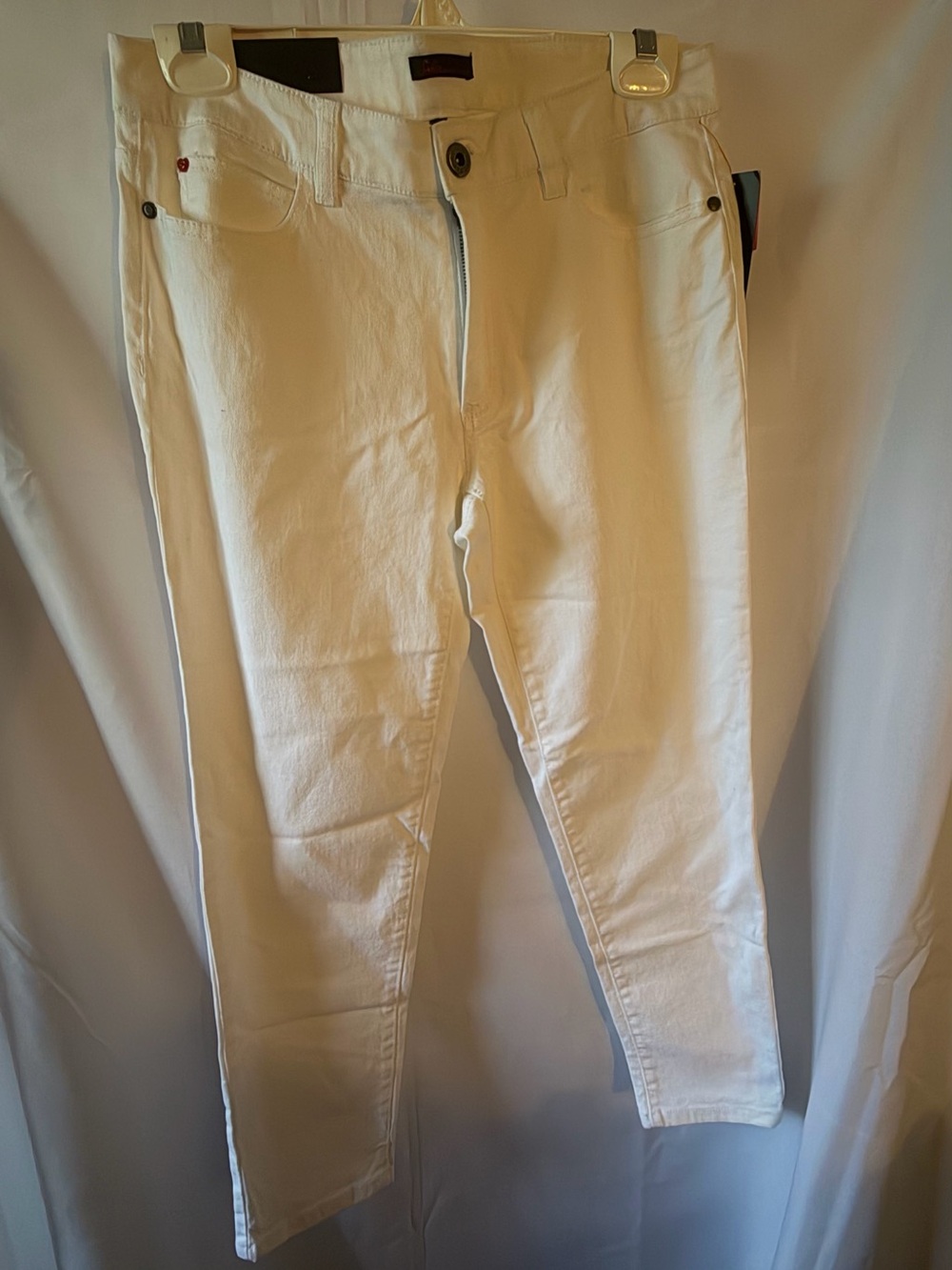 Sofia Vergara Women’s White Solid Skinny Denim Jeans 5-Pocket Pockets